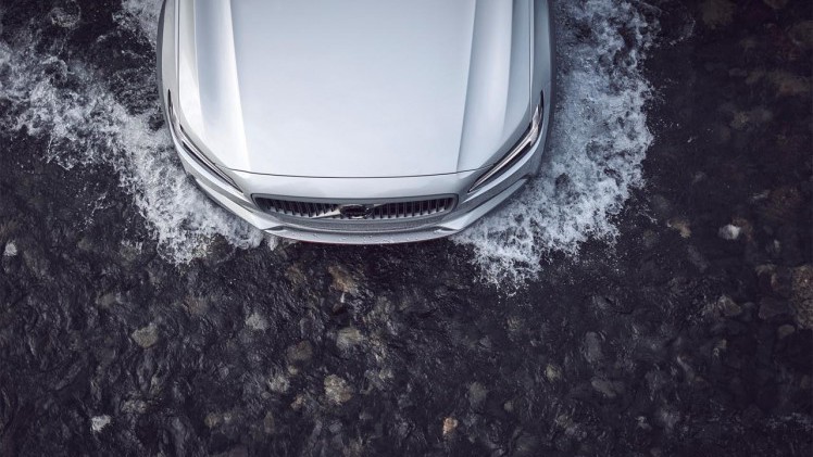 Volvo brengt in het kader van de zo juist gestarte Volvo Ocean Race een speciale editie van de V90 Cross Country.