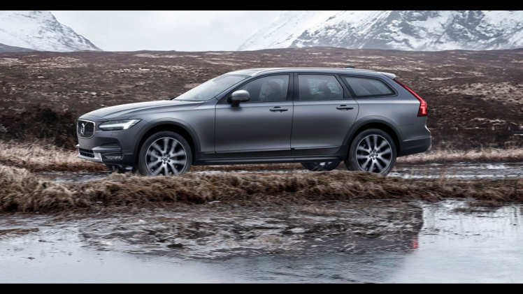 De Volvo V90 Cross Country is uitgelekt, hier de beelden.
