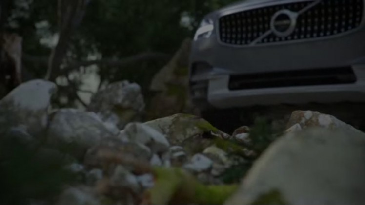 De Volvo V90 Cross Country is onderweg. Nu zijn er ook officile beelden en een video.