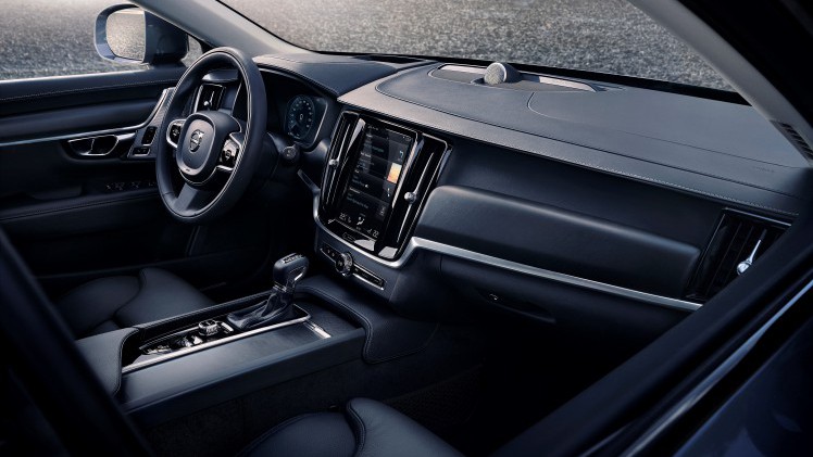 De Volvo V90 Cross Country is onderweg. Nu zijn er ook officile beelden en een video.