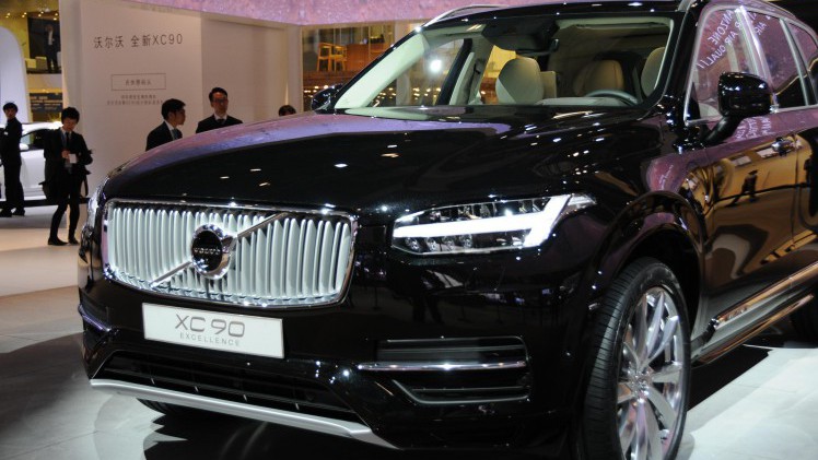 Volvo heeft met de XC90 Excellence laten zien dat hun nieuwe SUV is toegerust op de meest veeleisende klant. Binnenkort gaat Volvo het nieuwe topmodel ook online verkopen.