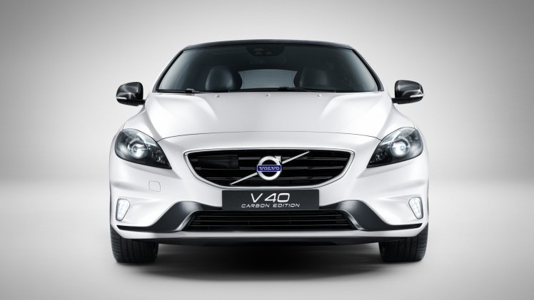 Volvo gaat in gelimiteerde oplage een 'Carbon Edition' van de V40 bouwen. De naam zegt het al: in de auto zit carbon verwerkt. En hij komt ook met 20% bijtelling.