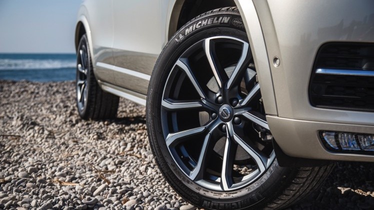 Autotest met nieuwe Volvo XC90 T8 Twin Engine en XC90 D5 AWD. Ale ins-and-outs in de rijtest tijdens de persintroductie in Barcelona.