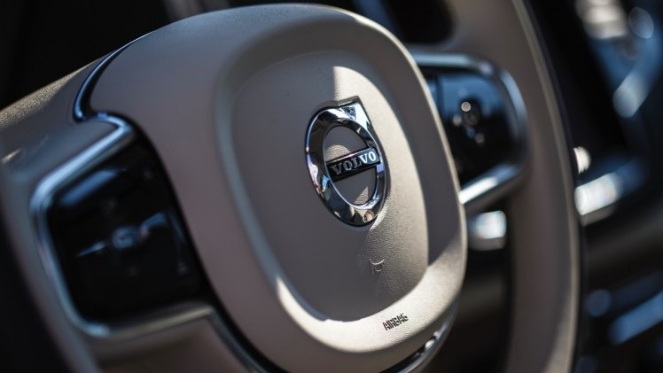 Autotest met nieuwe Volvo XC90 T8 Twin Engine en XC90 D5 AWD. Ale ins-and-outs in de rijtest tijdens de persintroductie in Barcelona.