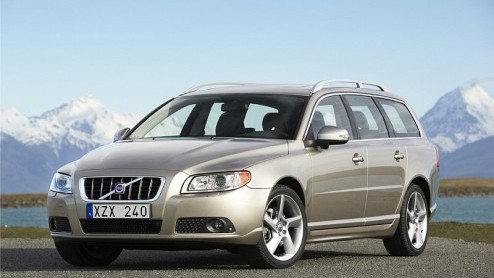 Woonboulevards in Nederland opgelet. Het worden weer drukke tijden voor jullie. Volvo heeft de V70 voorgesteld en die heeft heel veel ruimte achterin.