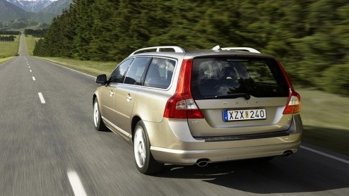 Woonboulevards in Nederland opgelet. Het worden weer drukke tijden voor jullie. Volvo heeft de V70 voorgesteld en die heeft heel veel ruimte achterin.