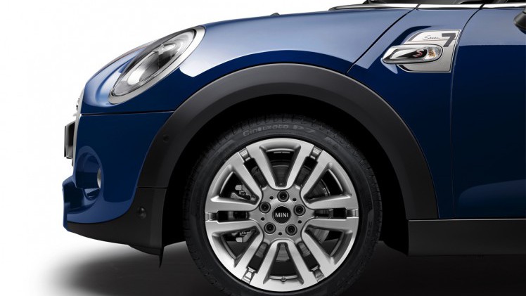 Voor het eerst exclusief met MINI Seven, een gelimiteerde uitvoering met speciale uitrusting.