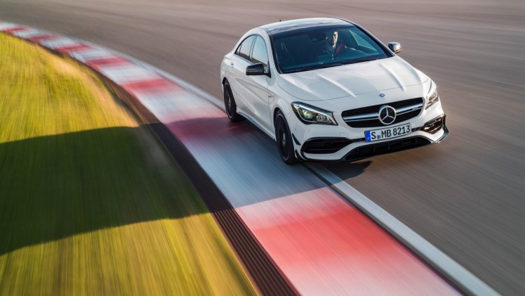 Prijzen en uitvoeringen nieuwe Mercedes-Benz CLA bekend. De CLA is er nu vanaf 34.295 euro en komt als 180d BlueEFFICIENCY met 21% bijtelling voordeliger uit de hoek.