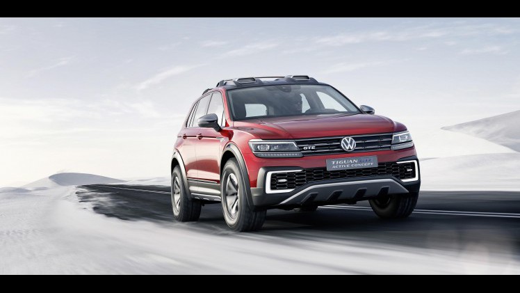 Op de Detroit Auto Show introduceert Volkswagen de Tiguan GTE als studiemodel. De Tiguan GTE Active Concept verwijst ook naar de Tiguan met verlengde wielbasis die voor Amerika bestemd is.