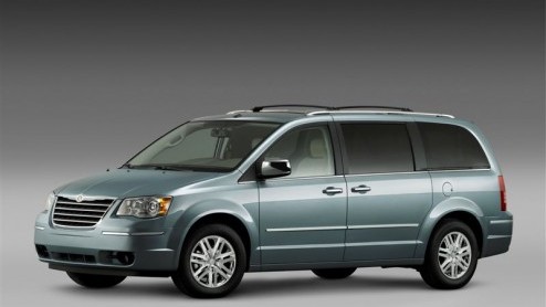Auto te klein, stationwagon te krap maar geen behoefte aan een omgebouwde bestelbus? Al sinds eind jaren 70 kampten Amerikanen met dit luxeprobleem. Chrysler sprong in 1983 een gat in de lucht/markt