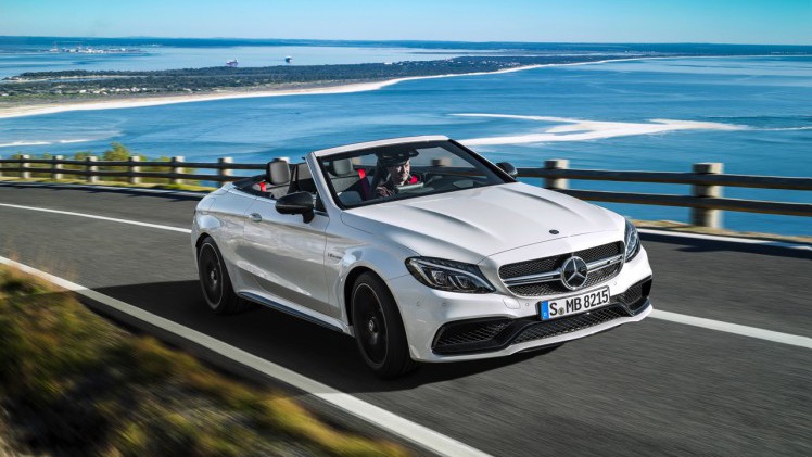 De Mercedes C-Klasse Cabriolet gaat nu in de verkoop. Lees hier alles over de beschikbare uitvoeringen en prijzen.