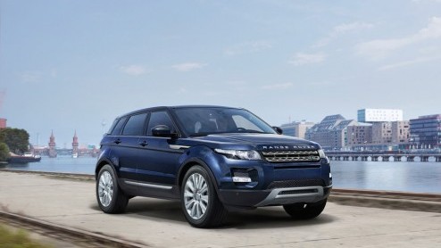 De Business Editions blijken aan te slaan bij Land Rover. Reden voor de fabrikant om naast de Evoque Pure en Dynamic nu ook de Prestige aan te bieden als Business Edition.