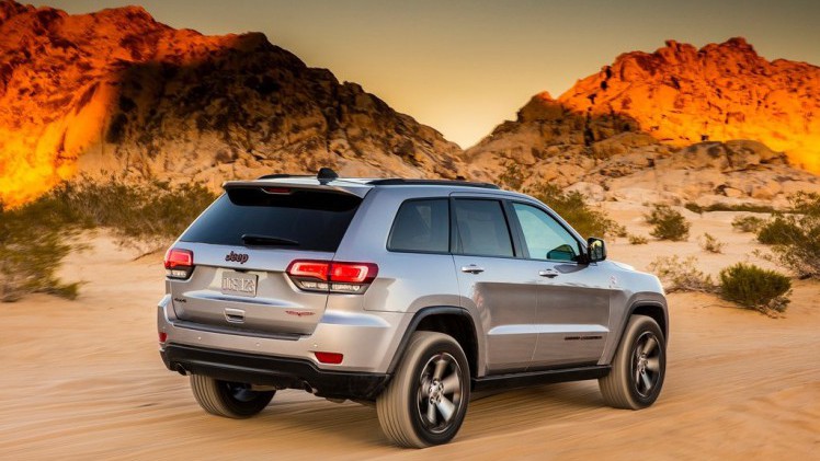 Jeep geeft de Grand Cherokee een tweede facelift voor modeljaar 2017, samen met updates voor de Trailhawk, Summit en SRT.
