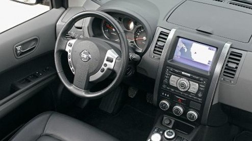 Nissan zet de X-Trail tijdelijk in speciale schijnwerpers. Bij de dealer staat tijdelijk een Limited Edition aan die voor een lagere prijs van eigenaar wisselt; 31.845 euro.