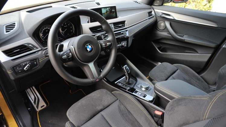 BMW komt met de X2 op dezelfde basis als de X1. Het model is meer een crossover dan een SUV.