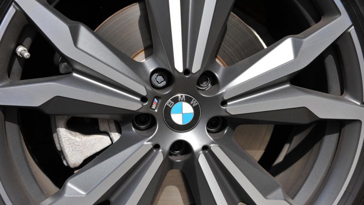 BMW komt met de X2 op dezelfde basis als de X1. Het model is meer een crossover dan een SUV.