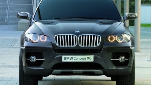 Na de X3 en X5 is BMW nu toe aan de X6! De Duitse autofabrikant toont op de IAA een model dat zo op de markt kan komen. BMW heeft het groots aangepakt, want van deze SUV-coupe staat ook een hybride-ve