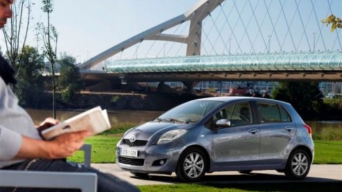 Toyota introduceert het Optimal Drive concept, dat staat voor duurzame mobiliteitstechniek. Heel concreet: Meer vermogen, minder CO2-uitstoot en een lager verbruik. Als eerste wordt het concept op de