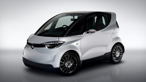 Met deze Motiv.e richt Yamaha zijn vizier op de Smart Fortwo. Het oorspronkelijk ontwerp van deze stadsauto is van Gordon Murray, geestelijk vader van de McLaren F1 en dateert uit 2008.