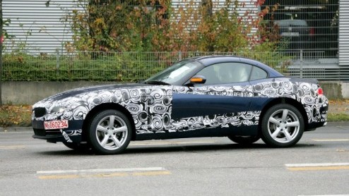 De nieuwe BMW Z4 rijdt al even rond, en langzaamaan wordt deze Beierse roadster steeds meer van zijn camouflage ontdaan. Dat de nieuwe generatie nog krachtiger oogt en een stalen klapdak meekrijgt is