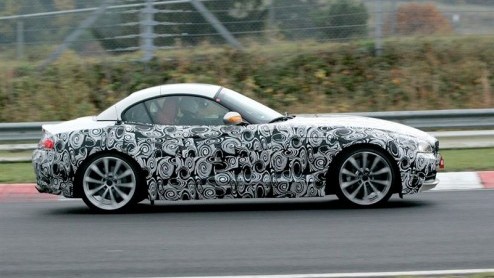 De nieuwe BMW Z4 rijdt al even rond, en langzaamaan wordt deze Beierse roadster van zijn camouflage ontdaan. Dat de nieuwe generatie nog krachtiger oogt en een stalen klapdak meekrijgt is in ieder gev