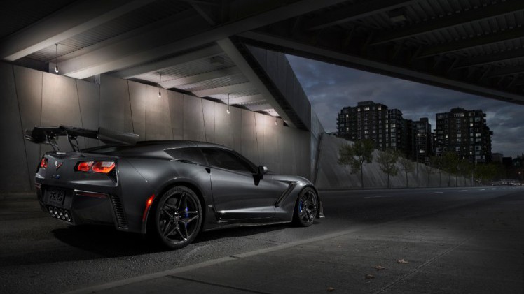 Chevrolet presenteert de snelle ZR1 versie van de huidige Corvette.