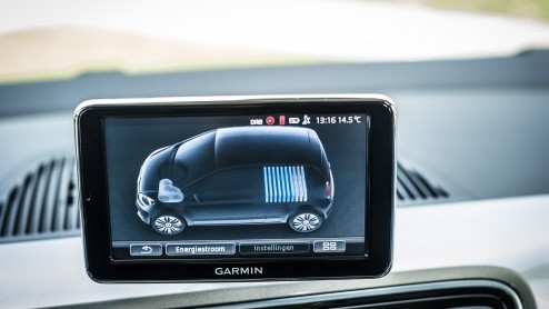 Volkswagen e-Up abonnement: voor 495 euro per maand een elektrische Up rijden inclusief onderhoud, verzekering, een vakantieauto en 10.000 km groene stroom.