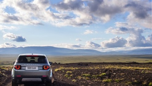 Meld je hier aan voor alle ins and outs over de Land Rover Discovery Sport, de nieuwe veelzijdige compacte SUV. Alle informatie over de nieuwe generatie Discovery.