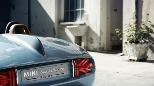 Mini Superleggera Vision gepresenteerd als klassieke roadster op Villa d'Este.