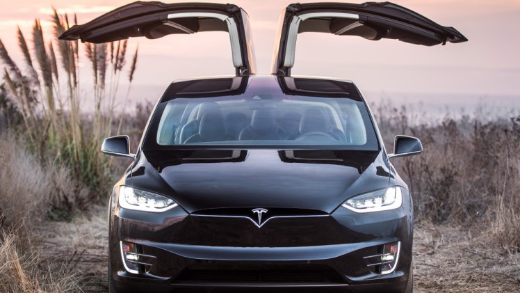 Tesla Model X goedkoper dankzij 60D uitvoering voor prijzen vanaf 87.800 euro.