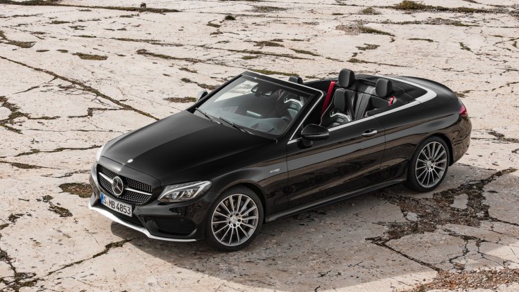 Mercedes-Benz onthult de C-Klasse Cabriolet op de Autosalon van Geneve en introduceert de cabriolet vanaf de zomer in Nederland.