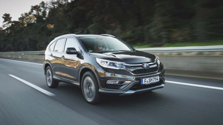 Nieuwe Honda CR-V modeljaar 2015 staat vanaf de zomer bij de Nederlandse dealers en is sterker, luxer en voordeliger dan zijn voorganger.