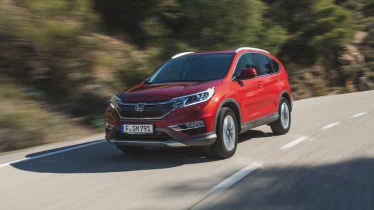 Nieuwe Honda CR-V modeljaar 2015 staat vanaf de zomer bij de Nederlandse dealers en is sterker, luxer en voordeliger dan zijn voorganger.