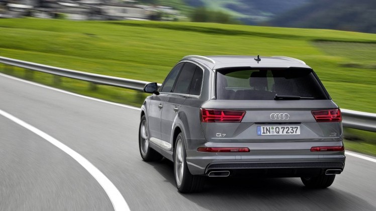 Audi Q7 nu ook beschikbaar als Q7 ultra met 3.0 TDI 218 pk en quattro vierwielaandrijving.