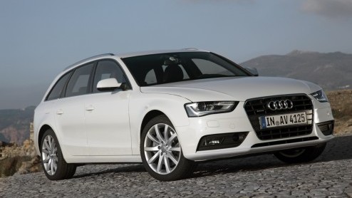 Audi heeft de A4 een nieuw gezicht gegeven. Achter het nieuwe front schuilt een nieuwe stap voorwaarts in efficintie, waarbij de geavanceerde 1.8 TFSI en vernieuwde 2.0 TDI motor speciale aandacht ve