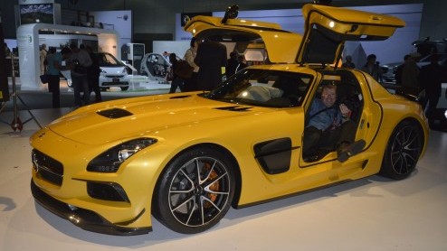 Het is je misschien al opgevallen, de LA Auto Show is in volle gang. Het is een bijzonder jaar voor de organisatie, want er staan meer primeurs dan ooit. Kijk en geniet van al het moois op automobiel 
