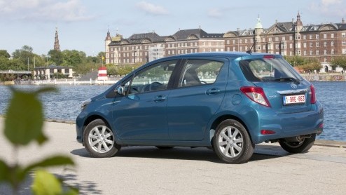 Toyotas nieuwe Yaris staat te trappelen van ongeduld in Nederland de weg op te gaan. Wij zochten de Japanner in Kopenhagen om de eerste kilometers te maken. Hoe denkt de Japanner zich te kunnen gaan 