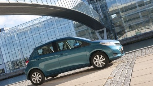 Toyotas nieuwe Yaris staat te trappelen van ongeduld in Nederland de weg op te gaan. Wij zochten de Japanner in Kopenhagen om de eerste kilometers te maken. Hoe denkt de Japanner zich te kunnen gaan 