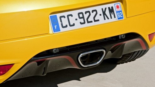 Nieuwe, bijtellingsvriendelijke motoren en een paar optische vernieuwingen. Dat is waar het om draait bij de vernieuwde Renault Mgane-reeks. De update slaat bij voorbaat aan gezien het aantal orders