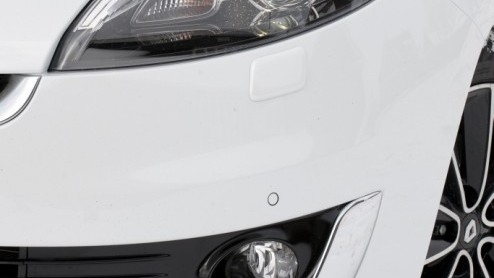 De Renault (Grand) Scnic is sinds jaar en dag marktleider in het MPV-segment. Ook in Nederland. Dat willen de Fransen graag zo houden en dus zijn beide modellen voor 2012 opgefrist. Het belangrijkste