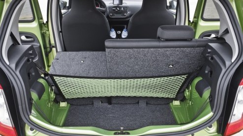 De nieuwe Skoda Citigo staat van af 15 juni bij de dealer, en dus maakt de importeur alvast prijzen bekend. De kleine Tsjech voor in en om de stad is er vanaf net geen 8 mille en wordt leverbaar in vi