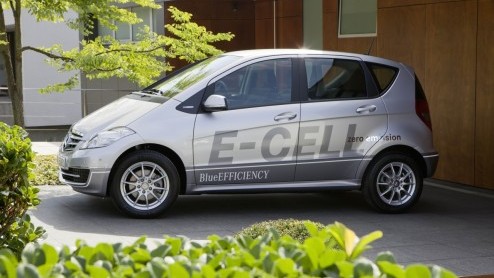 Eind deze maand vindt Ecomobiel 2011 plaats. Mercedes-Benz en smart zijn flink vertegenwoordigd op de beursvloer met autos voorzien van alternatieve aandrijflijnen zoals aardgas, elektriciteit en wat