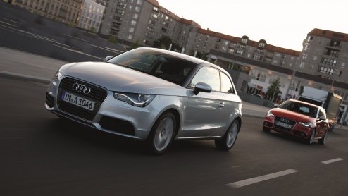 Voortaan is de Audi A1 met 1.6 TDI ook te koppelen aan de S tronic transmissie. De 90 pk sterke diesel stoot 110 gram CO2 uit en komt (dus) in aanmerking voor 20% bijtelling.