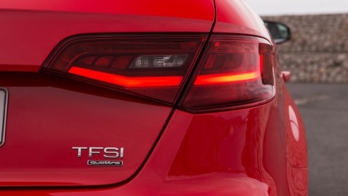 Toen Audi in april de nieuwe A3 introduceerde, was meteen duidelijk dat de vijfdeursversie al ver in de pijplijn zat. Hij heet weer Sportback en al moet de klant er nog minimaal tot februari 2013 op w
