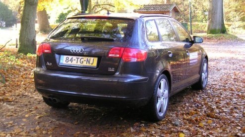 Wie een leuk bedrag te besteden heeft voor een nieuwe auto, komt vaak bij de grotere sedans, SUVs of stationwagons uit. In het geval van Audi zou men al snel voor een A4 of A6 gaan. Maar er zijn mens