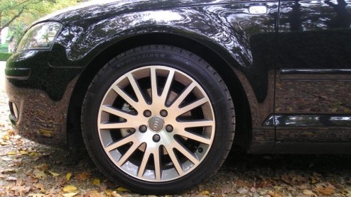 Op welke manier kan een automerk het milieu in ogenschouw nemen en de automobilist ook een plezier bieden? Een eerste stap naar deze win-win situatie is volgens Audi eigenlijk heel simpel: het downsiz