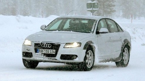 We konden onlangs al laten zien dat Audi druk testwerk verricht met de A4 Allroad. Nu is opnieuw deze stoere vierwielaangedreven A4 gefotografeerd. Dit soort autos worden steeds meer op de weg gesign