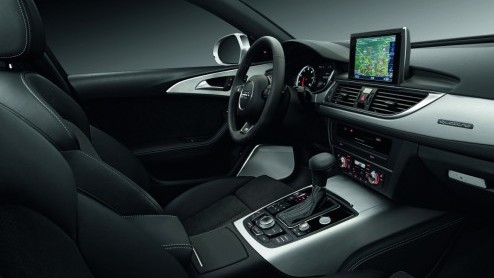 Audi heeft zojuist de nieuwe A6 Avant onthuld. De zevende generatie is vanaf september op de markt en een echte goed nieuws show: nog ruimer, luxer, zuiniger en lichter van aard. Wordt dit de nieuwe Z