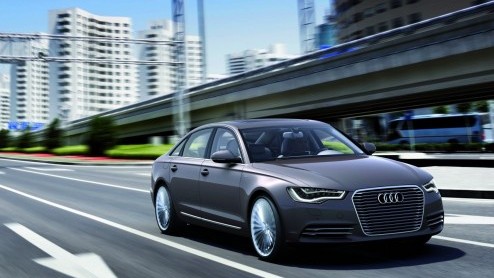 De Audi A6 Hybrid is sinds kort al een feit, maar een plug-in hybride versie was er nog niet. Toch lijkt een dergelijke aandrijflijn geen toekomstmuziek meer want Audi presenteert in Peking de A6 L e-