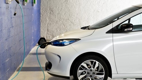 Populariteit elektrische vervoer neemt toe. Cijfers tonen aan dat de teller nu op 9000 voertuigen staat.